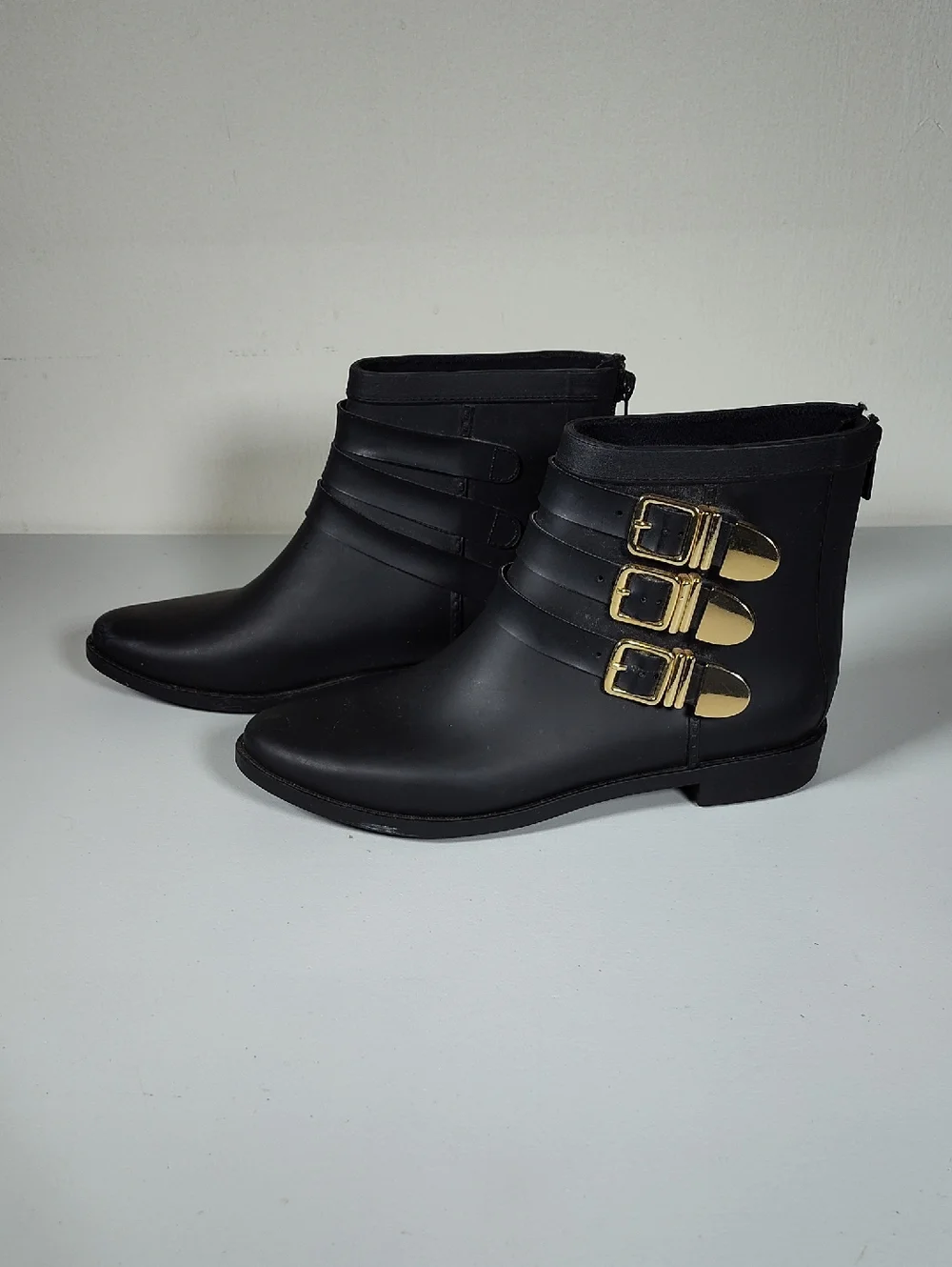 Loeffler Randall Fenton black‎ rubber ankle rain boots 7